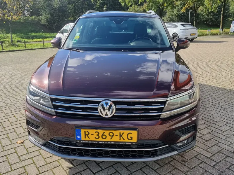 Volkswagen Tiguan seen from the front